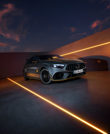 Die Mercedes-AMG A 45 S 4MATIC+ „Final Edition“ von vorne. | © Mercedes-Benz