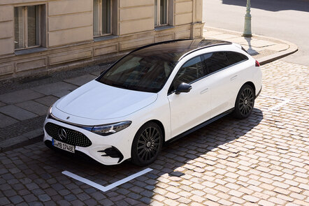 Seitenansicht des weißen CLA Shooting Brake mit EQ-Technologie. | © Mercedes-Benz AG